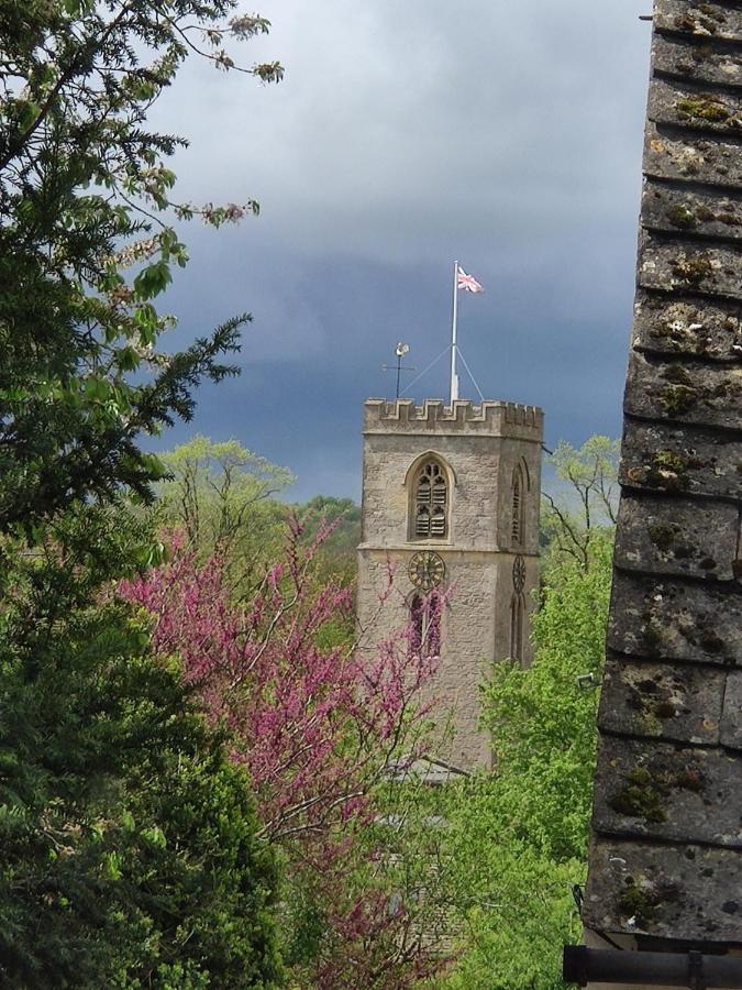 Spacious 1-Bed Apartment With Super King Or Twin In Central Charlbury, Cotswolds ภายนอก รูปภาพ